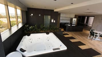 Apartment | Terrace/patio