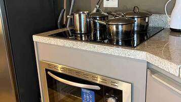 公寓 | 私人厨房 | 大冰箱、微波炉、炉灶、烤面包机