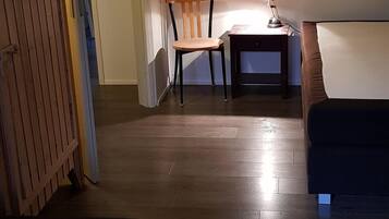 6 makuuhuonetta, ilmainen Wi-Fi, vuodevaatteet