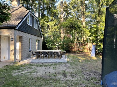 Luxury vacation home with bar billiards and sauna in wooded area