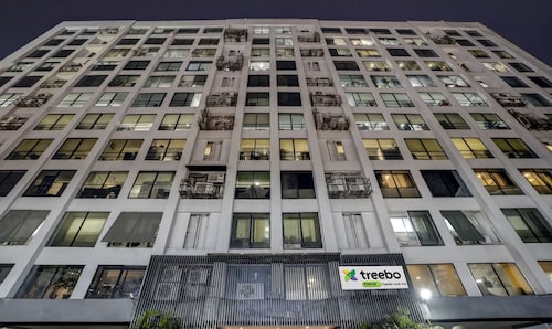 Treebo Castle Rock Inn