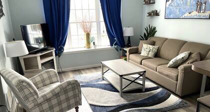 WOW-New Ski OnOff Suite By Pool Sleeps 4 Jiminy Pk - Fully Redone Gorgeous Inn