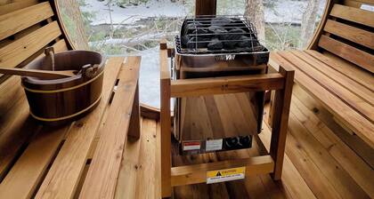 Mountain House w/ Riverside Hot Tub & Sauna Next to Smugglers' Notch Resort