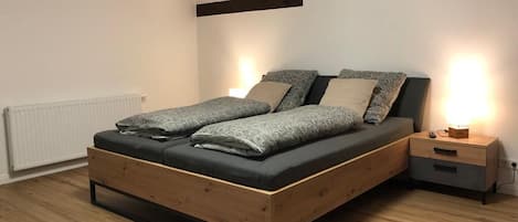 1 soverom, reiseseng for barn, wi-fi (inkludert) og sengetøy