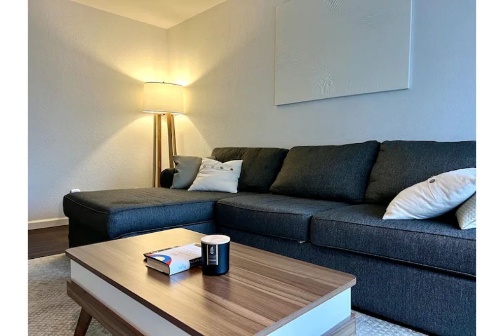Stylish Home w/Fast Wi-Fi & Fireplace