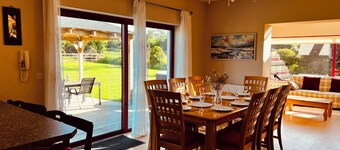 Modern 5-Bed Country Kerry Escape - Perfect for  Groups