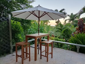Outdoor dining - Spacious Tropical Oasis | Moko (Muri)