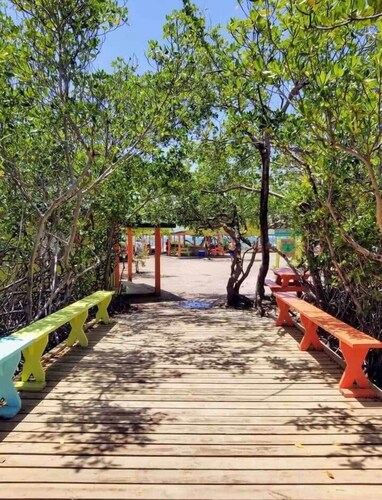 Cayo Caracoles at Guayacan Guest House