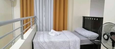 1 habitación, internet y ropa de cama