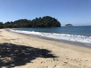 Beach towels - Casa Mamacita: Beautiful new home in peaceful jungle setting (Quepos)