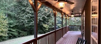 Cozy Secluded Cabin on 50 Acre Horse Ranch