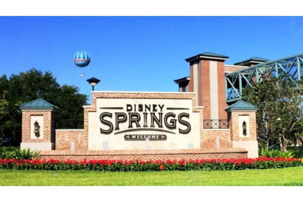 Free Parking, King Size Bed, Near Legoland Disney