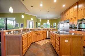 Oven - Lake House in quiet area, great for star gazing, close to everything (Springdale)