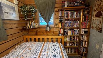 1 quarto, Wi-Fi de cortesia, roupa de cama