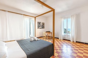 6 chambres, fer et planche à repasser, Wi-Fi, literie fournie