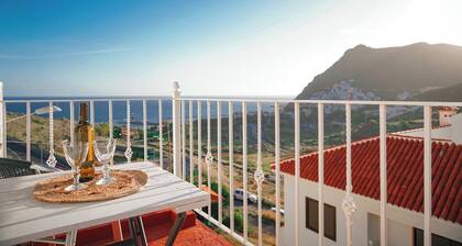 Nue Apartment with terrace and views