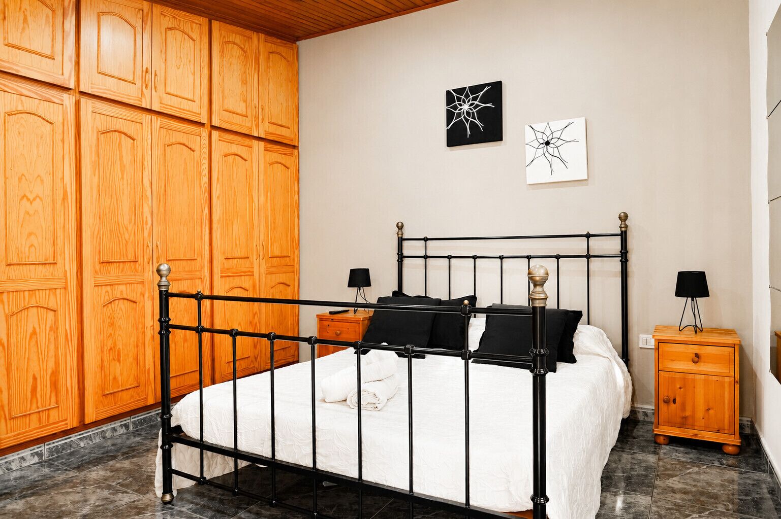 3 Schlafzimmer, Bügeleisen/Bügelbrett, kostenloses WLAN, Bettwäsche