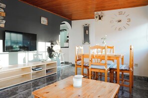 Dining - Nue Apartment (Santa Cruz de Tenerife)