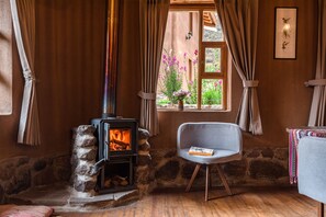 Premium Villa, Valley View | Living room - Unuwasi Hotel & Villa (Calca)