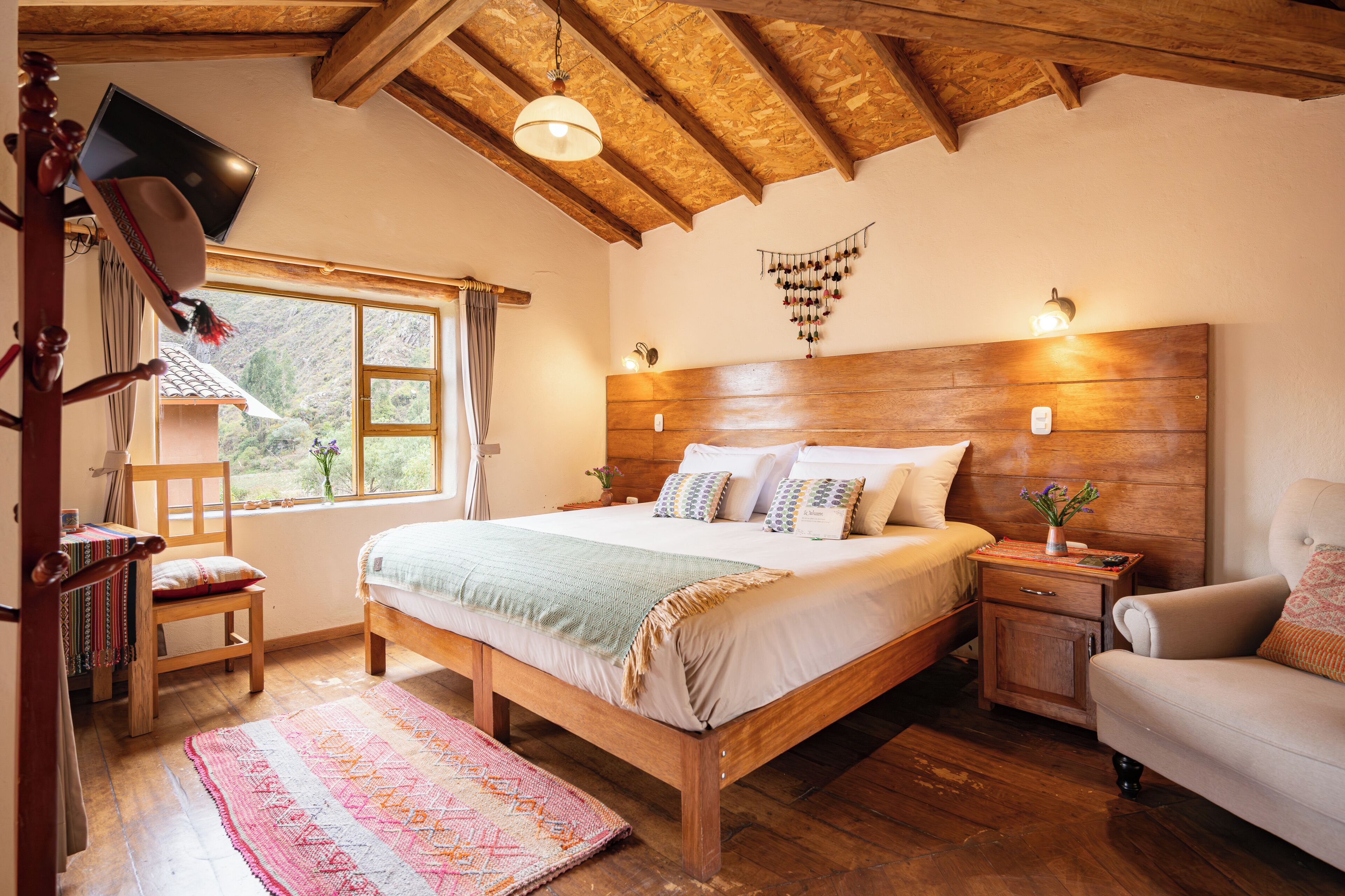 ห้องพรีเมียร์, วิวภูเขา | เครื่องนอนระดับพรีเมียม, ผ้านวมขนเป็ด, เตียงพร้อมฟูกเสริมที่นอน