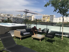 Bain à remous extérieur