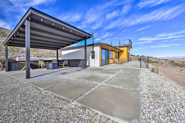 Yucca Valley Vacation Rental | 2BR | 1BA | 939 Sq Ft | Step-Free Access