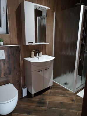 Bathroom - Pool House Maro-family sized condo with Pool and table tennis (Nin)