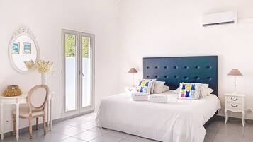 2 slaapkamers, een strijkplank/strijkijzer, reisbedje, gratis wifi