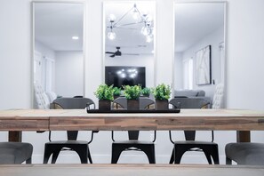 Dining - HOUSE IN SCOTTSDALE  (Scottsdale)