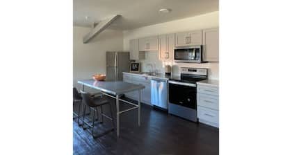 The Loft at 121
