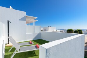Terrace/patio - Casa Vela Marina, prestigous area of Puerto Calero (Puerto Calero)