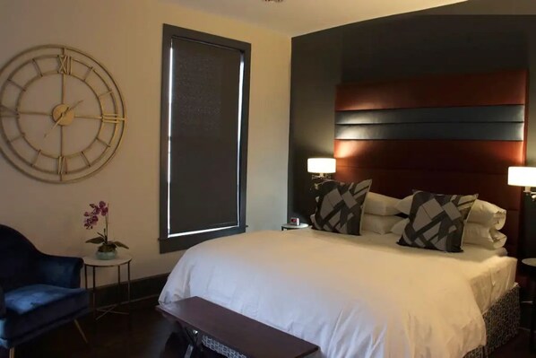 2 habitaciones, tabla de planchar con plancha y wifi gratis 