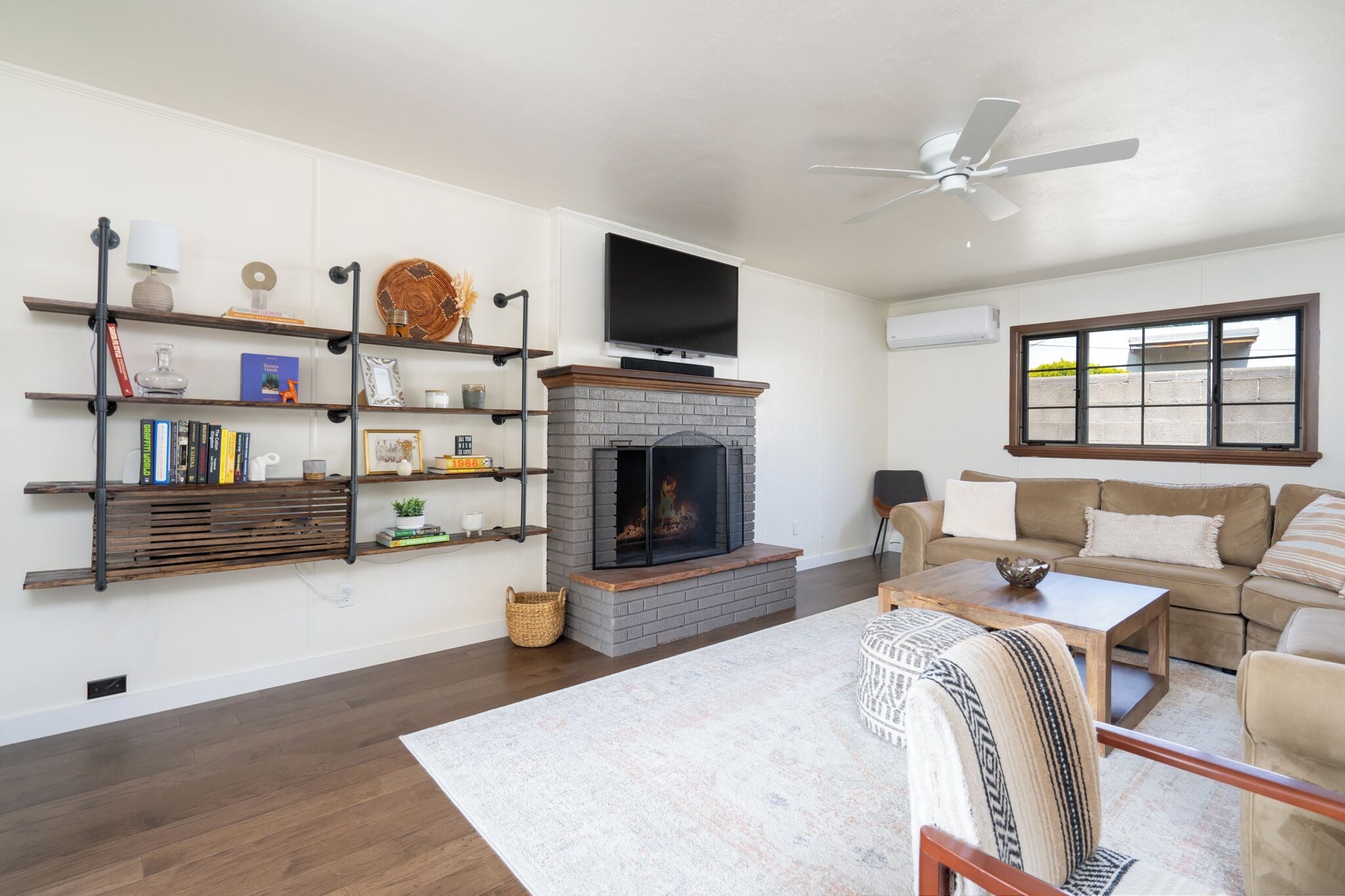 House (2 Bedrooms) | Property amenity