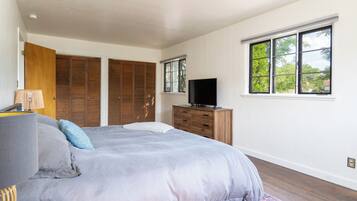 House (2 Bedrooms) | Property amenity