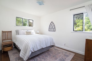 House (2 Bedrooms) | Property amenity