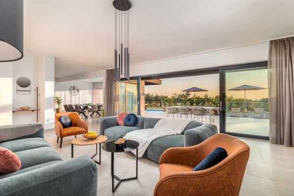 Living room - Villa Borealis (Rasa)