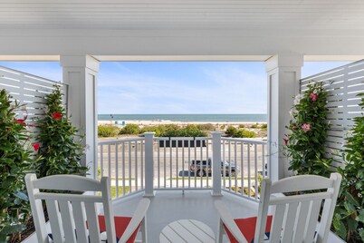 BRAND NEW OCEANFRONT 3 Bedroom 2 bath 1st floor villa (Aloha)