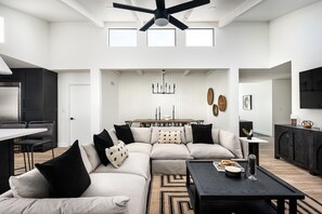 TV, fireplace, video games, table football - Exciting backyard entertainment and close to exclusive golf courses at La Quinta Del Sol (Scottsdale)