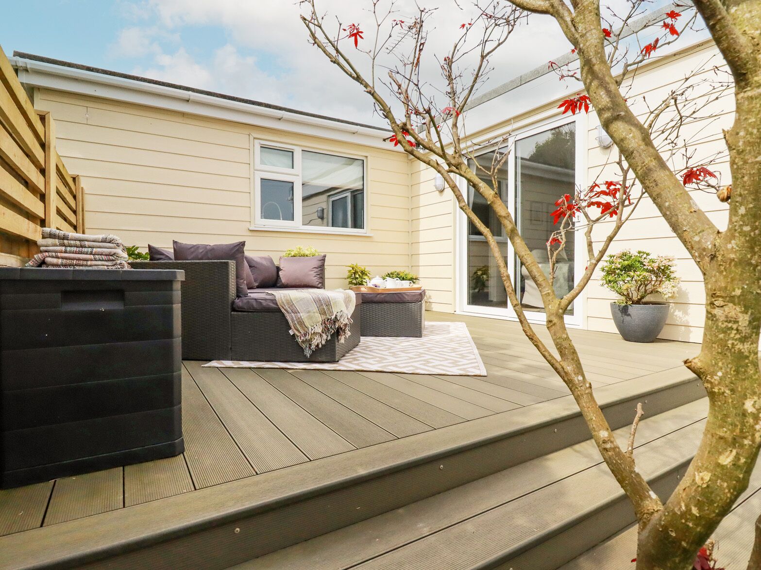 Cottage | Property grounds