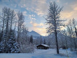 المنشأة من الخارج