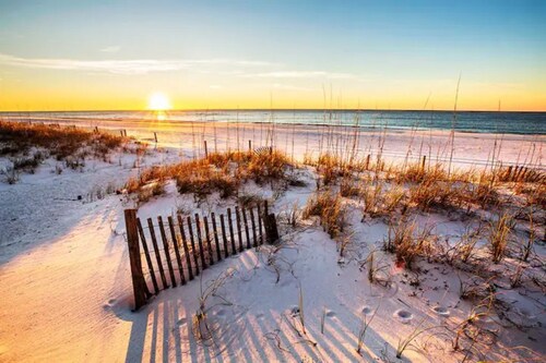 Sunny Brookside-Pool & Tennis Court