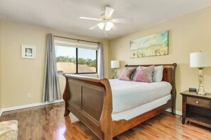 2 habitaciones, escritorio, tabla de planchar con plancha y wifi gratis 