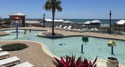 BEST 🌴Stocked Family❤️ Condo! 🌴16th Floor AMAZING GULF Views ❤️Easy Walk to Beach!