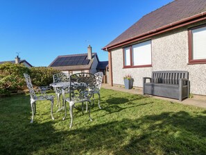 Cottage | Property grounds - Normandy (Pwllheli)