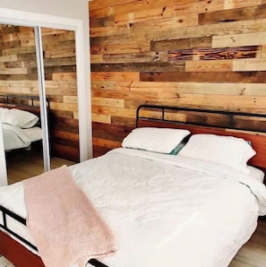 2 camere, ferro/asse da stiro, Wi-Fi gratuito, lenzuola