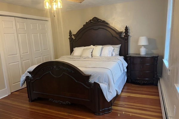 Downstairs King Bed