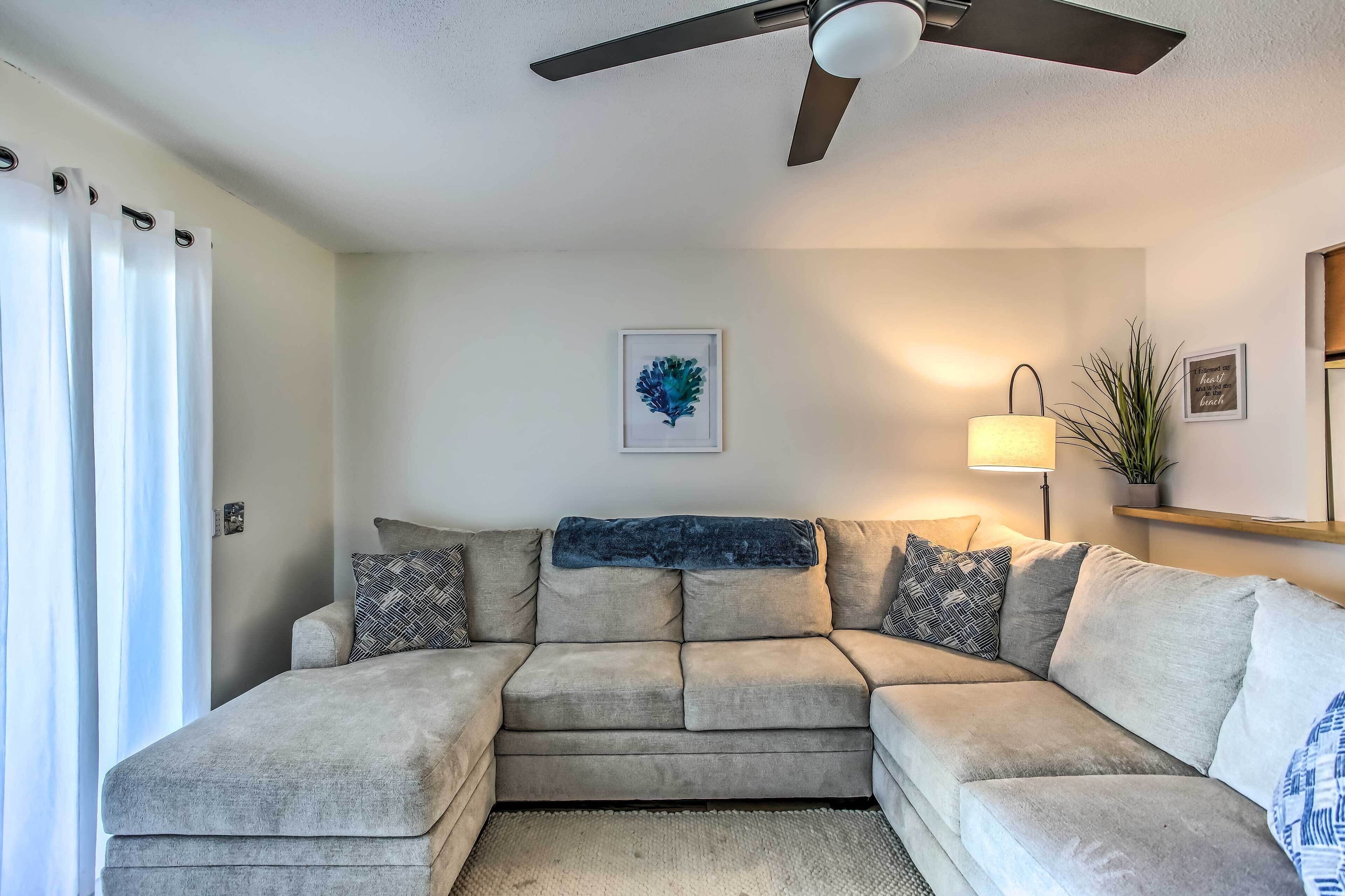 Condo W/ Pool Access - Walk To Beach! - Freeman Park, NC