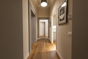 Interior - Rucellai Prestige in Florence by Mmega (Firenze)