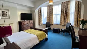 Kamar Double Eksekutif | Brankas dan didekorasi berbeda-beda