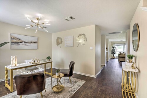 Spacious Houston Home ~ 22 Mi to Downtown!